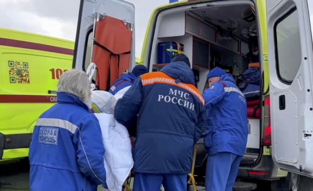 Неизвестен нападател е намушкал с нож губернатора на руския арктически