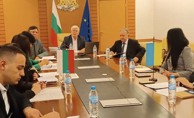 Министърът на земеделието и храните Кирил Вътев обсъди с министъра