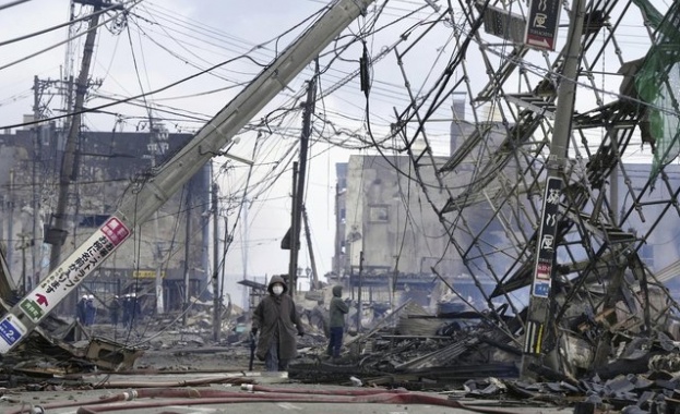 Броят на жертвите от земетресението в Япония достигна 100, а 211 души все още се издирват