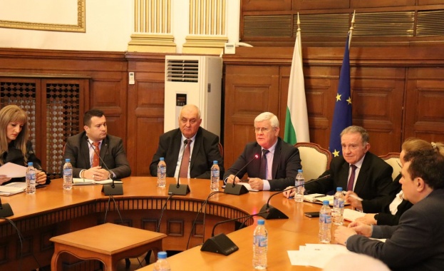 Министър Вътев: Земеделската наука трябва активно да представя постиженията си