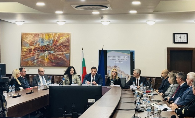 Министър Стойчева: МИР сертифицира инвестиции за 660 млн. лв. с над 2350 работни места през 2023 г. 