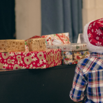 Румънците ще заделят по-малко пари за подаръци тази Коледа