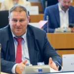 Евродепутати питат ЕК за отпадане на контрола на пристанищата по Дунав 