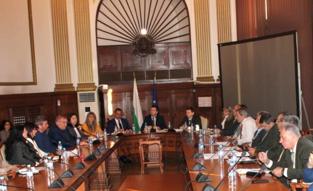 Обществото очаква от нас принципни промени в управлението на горите