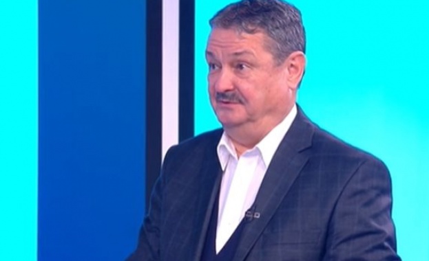 След затоплянето в средата на седмицата в събота вечерта и