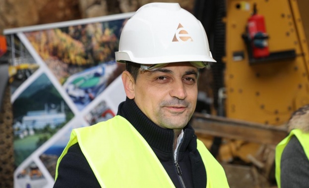 Кметът на Община Етрополе инж Владимир Александров поздрави ръководството на