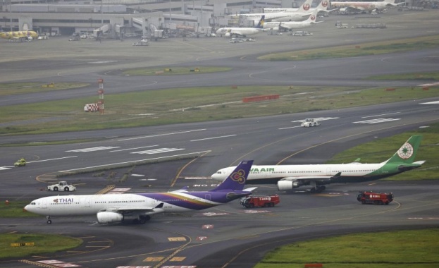Туристически агенции предупреждават, че окрупняванията на авиокомпании ще ощетят потребителите