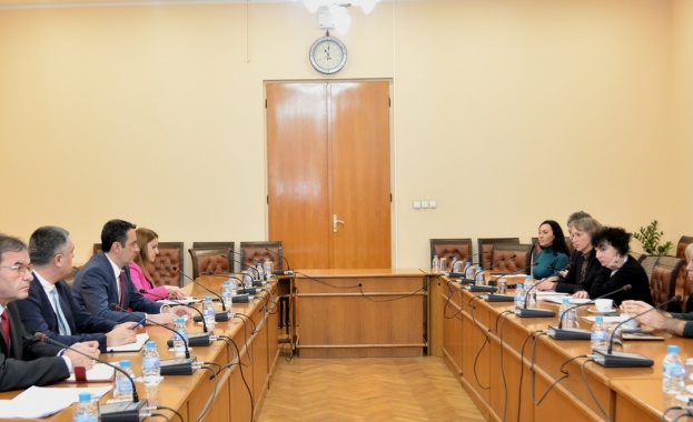 Полигоните за безопасно шофиране трябва да станат част от подготовката