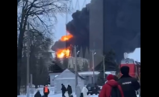 Пожар избухна в петролна база в руската Брянска област след украинска атака с дрон