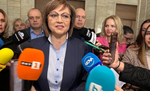 Нинова: Като стана напечено, Борисов и Петков се скриха