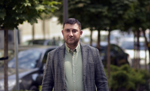 Контрера, ВМРО: Столична община спи, а кърлежите завземат тревните площи на София