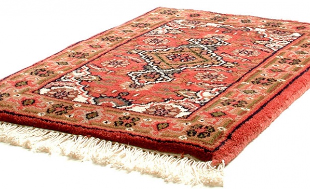 Уникален интериор с изящни персийски килими