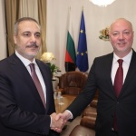 Росен Желязков обсъди с Хакан Фидан задълбочаването на търговско-икономическото и секторното сътрудничество между България и Турция