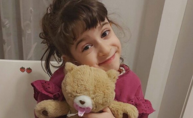 5 годишната Ива е диагностицирана с тумор на малкия мозък малко