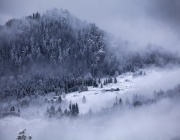 В планините е облачно и мъгливо