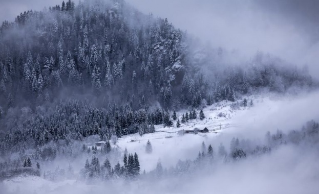 Планинската служба предупреди: Лоши са условията за туризъм в планините