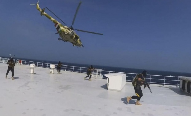 Йеменските хусити заплашват да подкопаят оптичния кабел който минава под