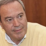 Виктор Папазов към КС: От Вас зависи дали ще се окичите с позор или със слава