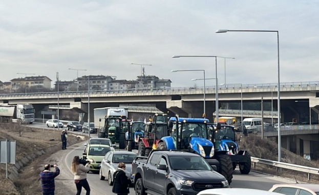 И днес продължават протестите на земеделските производители по райони в