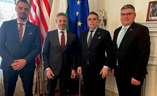 Министрите на икономиката и на финансите поканиха водещи американски компании да инвестират в страната ни