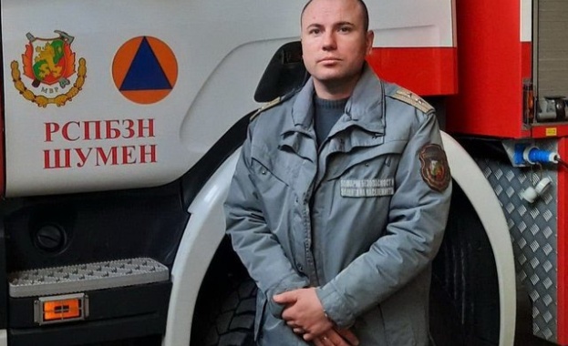 Приза „Пожарникар на годината“ грабна Росен Борисов от Шумен