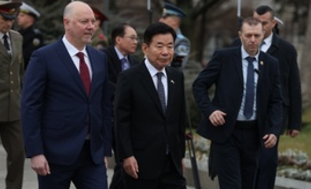 Председателят на Националното събрание на Република Корея Ким Джин пьо е