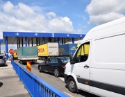 Интензивен трафик за товарни автомобили на изхода на границите с Румъния, Турция и Сърбия