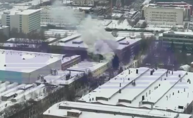 Пожар в завод за изтребители МиГ в Москва
