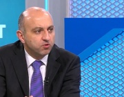 Ивайло Иванов: Постовете на Доналд Тръмп в Truth Social, свързани с Иран и Ормузкия проток, показват един президент, който е пред нервна криза 