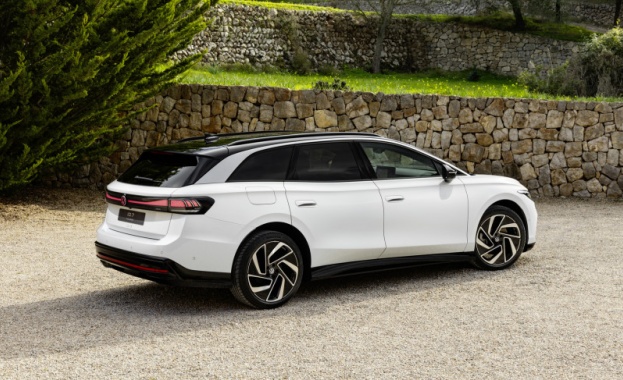 Тази вечер Volkswagen представи пред света първото в историята си