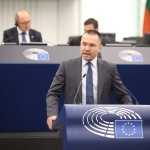 Ангел Джамбазки: „Денков и Габриел, изискайте обяснение от посланика на РСМ относно скандалните искания на Пендаровски