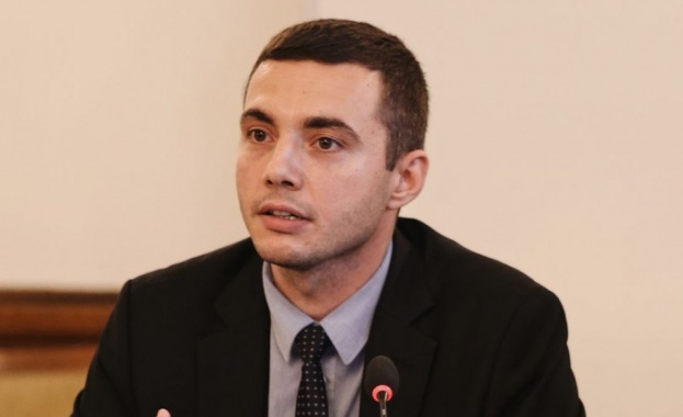 Ние подаваме ръка към ГЕРБ да седнем на една