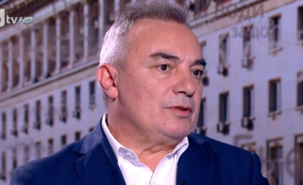 Това е малоумие така определи скандалните театрални афери в