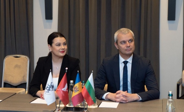 Костадинов: Продължаваме политиката на "Възраждане" за изграждане на мостове в международните отношения