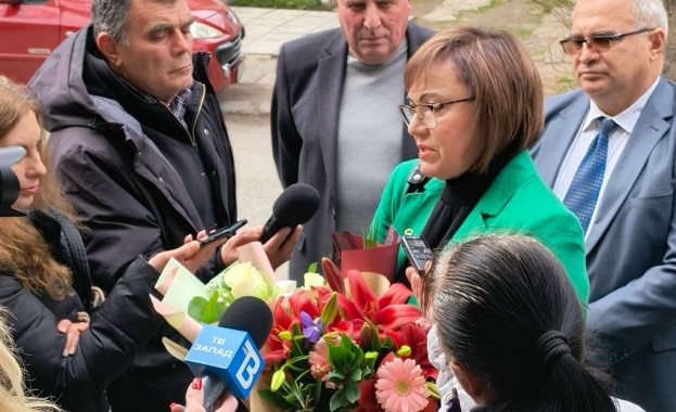 Нинова в Кюстендил: Докато сглобката си поделят държавата, мобилни и ВиК оператори, банки и монополи грабят народа