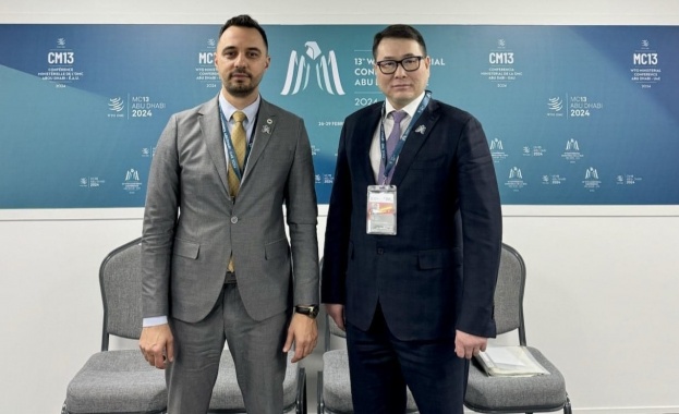 Министър Богданов договори активизиране на сътрудничеството с икономическите министри на Казахстан, Естония и Виетнам