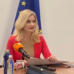 Министър Динкова: Tръжните процедури за наем на плажове ще се провеждат чрез явно наддаване