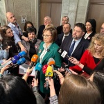 Нинова: Сглобката превръща България в наказателна колония за мигранти, убийци, изнасилвачи и перачи на пари