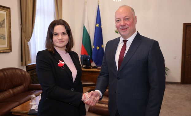 Росен Желязков разговаря с лидера на опозицията в Беларус Свeтлана Тихановская