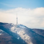 Поради силния вятър Столична община затваря временно пътищата до Витоша