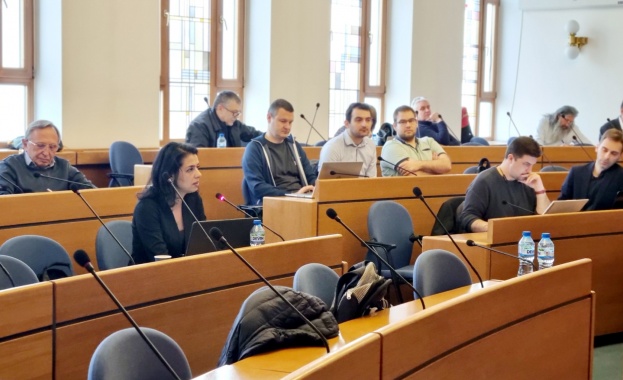 На заседанието на Комисията по транспорт и пътна безопасност в