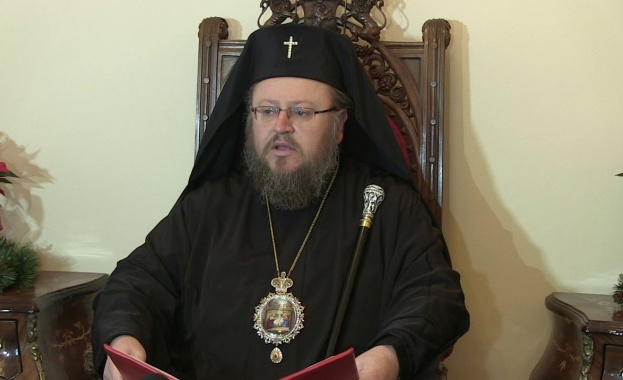 Снимка: Митрополит Наум със становище за спорната наредба за избор на митрополити
