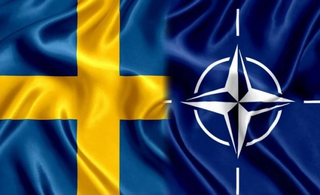 Швеция вече е официален член на НАТО