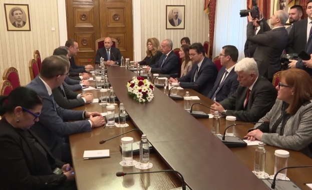 Радев към ДПС: Как виждате ролята си в един следващ ротационен период, ако се стигне до такъв