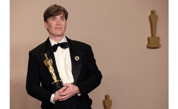 Актьорът Килиън Мърфи станал известен със сериала Остри козирки спечели