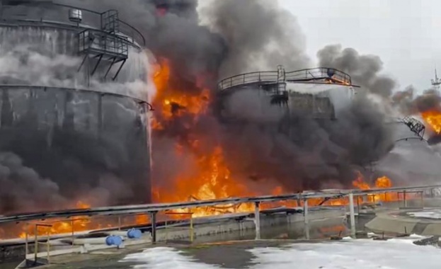 Украинска атака с дронове предизвика пожар в рафинерия в руската Самарска област