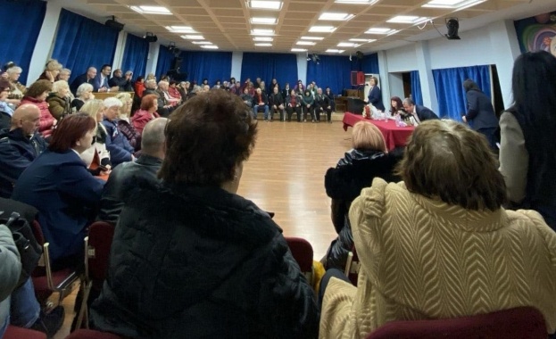 Председателят на партията проведе среща с областната структура и кметовете