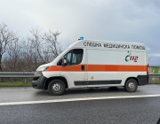 Катастрофа между тир и лека кола затруднява движението по главния път София - Варна