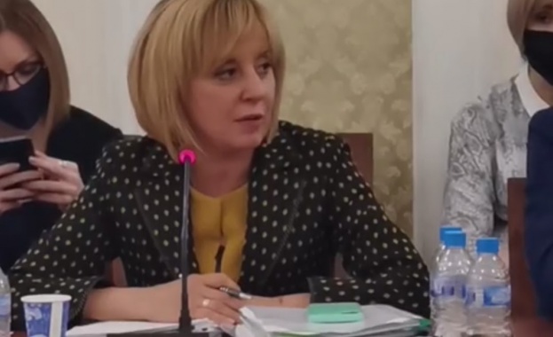 Манолова: 3 години след разкритията ни за “Автомагистрали” и Турски поток резултат няма