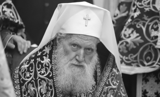 България се прощава с патриарх Неофит който почина в сряда